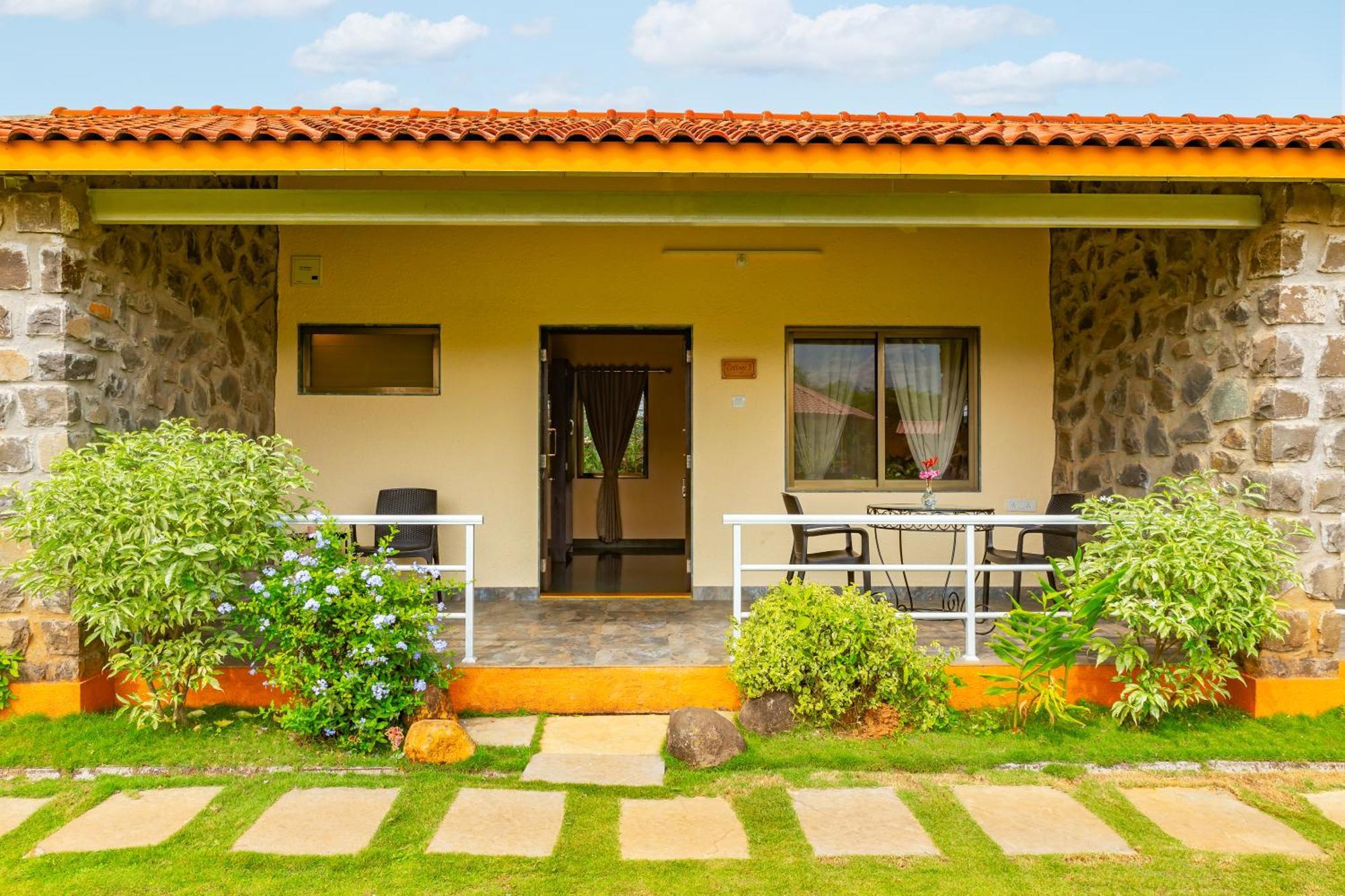 Casa Amora ロナバラ エクステリア 写真